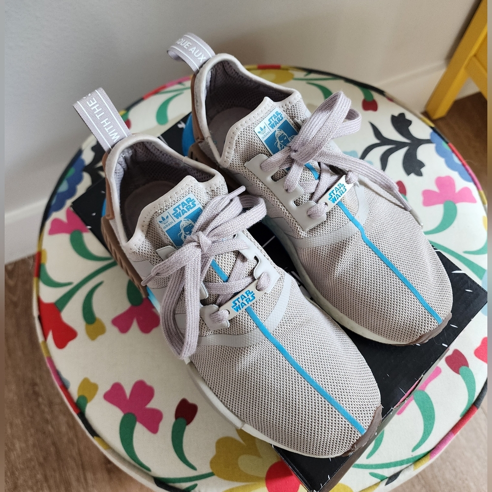 Star Wars x Wmns NMD_R1 'Rey' - Size 6 1/2